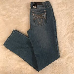 Earl Jeans Size 6 Petite Straight Leg New